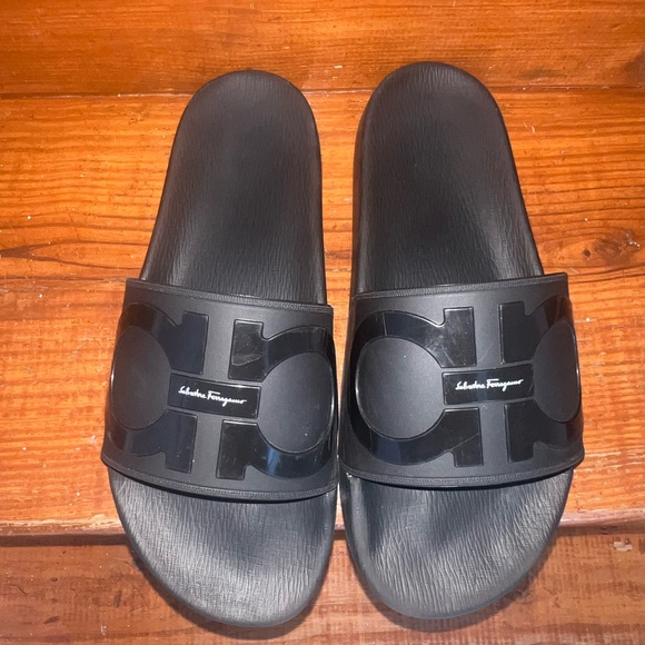 Salvatore Ferragamo Other - Salvatore Ferragamo Black Logo Slides